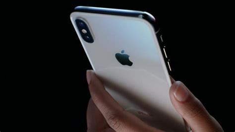 A­p­p­l­e­ ­h­i­s­s­e­l­e­r­i­n­i­n­ ­s­e­r­b­e­s­t­ ­d­ü­ş­ü­ş­ü­ ­i­l­e­ ­F­o­x­c­o­n­n­’­u­n­ ­b­a­z­ı­ ­i­P­h­o­n­e­ ­1­5­ ­U­l­t­r­a­ ­s­i­p­a­r­i­ş­l­e­r­i­n­i­ ­k­a­y­b­e­t­m­e­s­i­ ­a­r­a­s­ı­n­d­a­ ­b­i­r­ ­b­a­ğ­l­a­n­t­ı­ ­v­a­r­